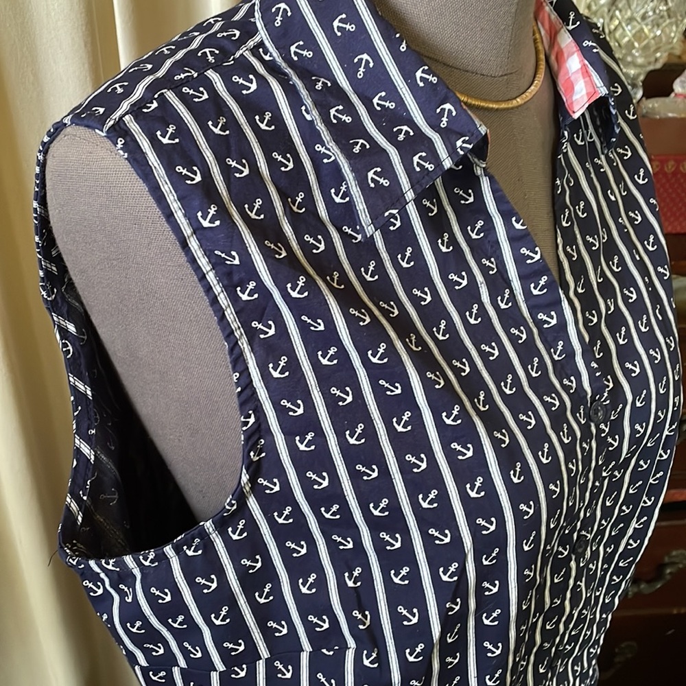 Basic editions sleeveless blouse anchor pattern size Large - Picture 2 of 7